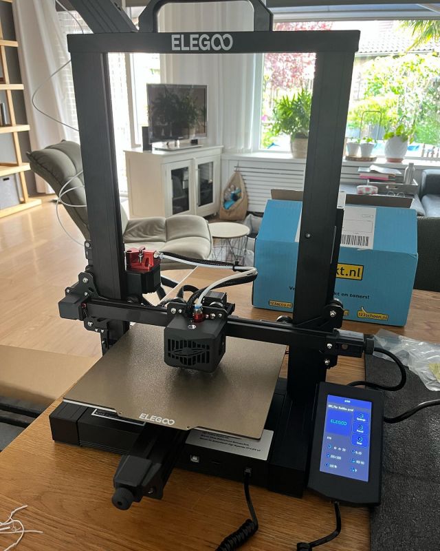 Playing with my new 3D printer!
Will show some stuff soon! 

#elegooneptune3 #elegoo #3dprinting #3dprint #new #3d #3dmodeling #3dprintinglife